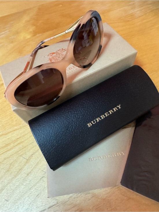 Burberry Accessories - NWT Burberry BE4191 Sunglasses Light Horn Complete Box Set